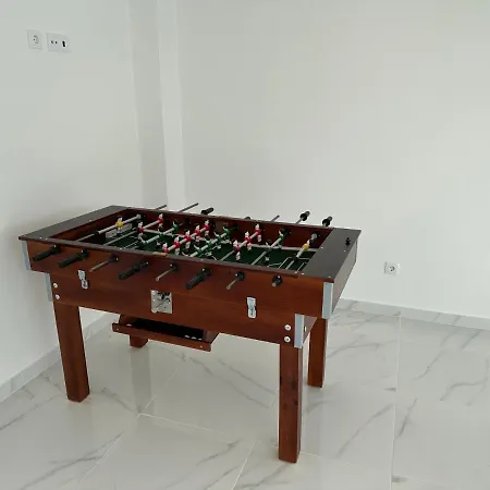 Lux House Лейрия