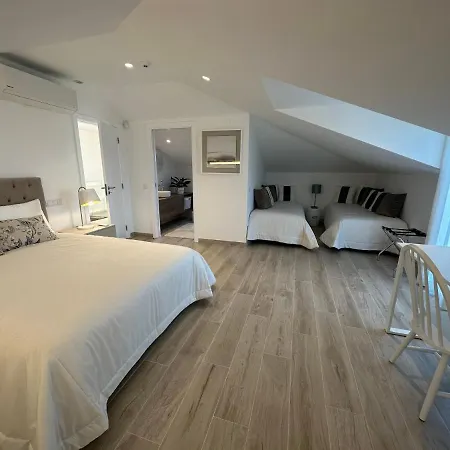 Lux House Лейрия