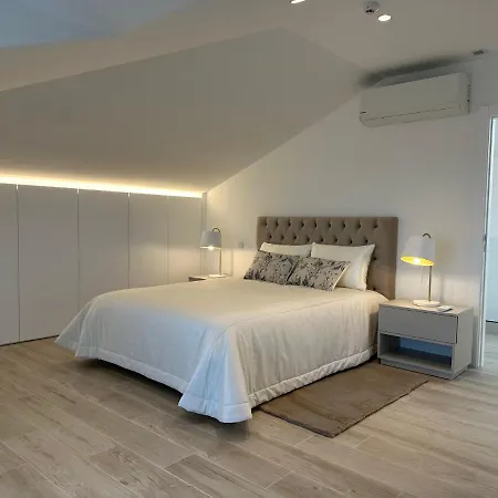 Lux House Лейрия