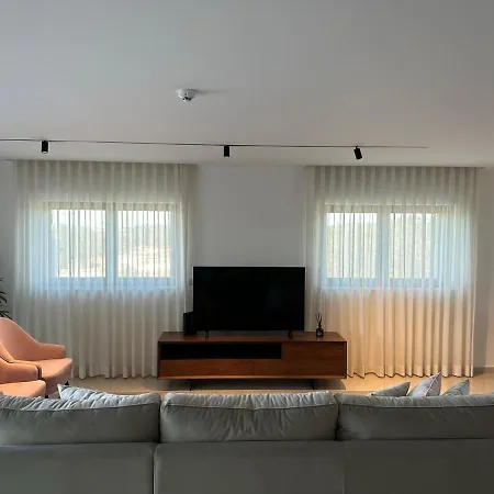 Lux House Вилла