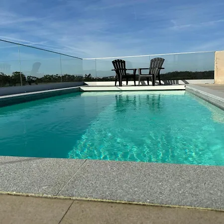 Lux House Лейрия