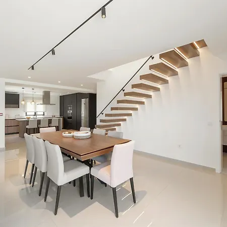 Lux House Villa Leiria