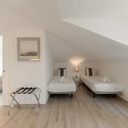 Lux House ヴィラ