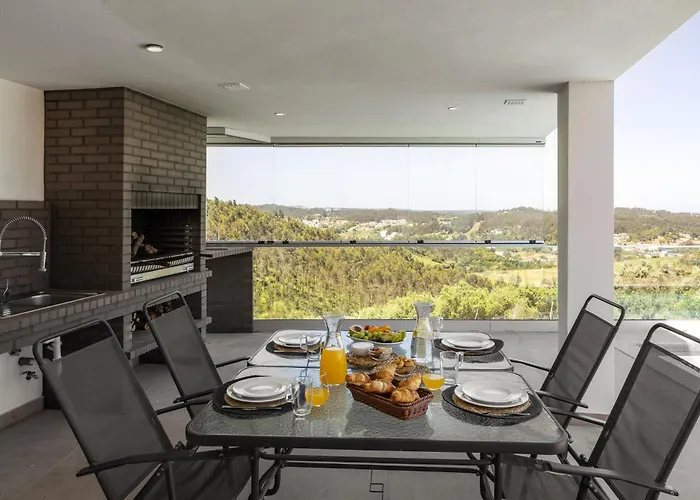 Lux House Λεϊρία