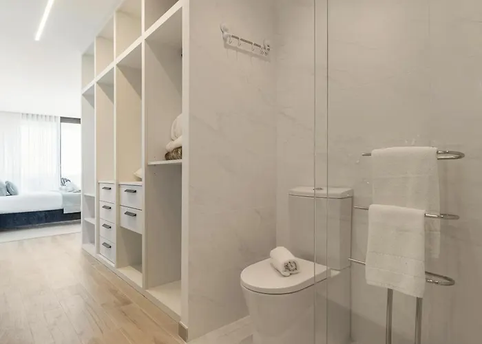 Lux House * Λεϊρία