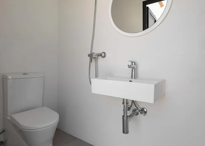 Lux House * Λεϊρία